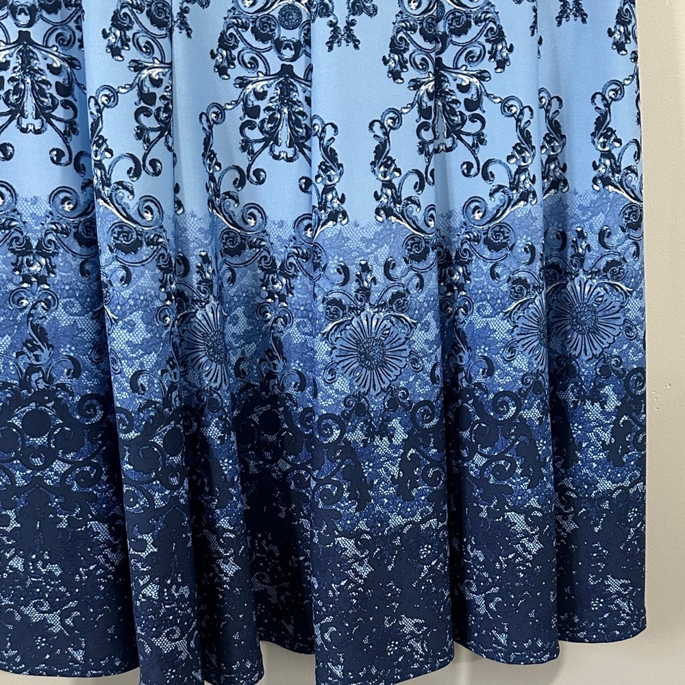 CB established Blue Patterned Midi Dress size 14 - Picture 4 of 10